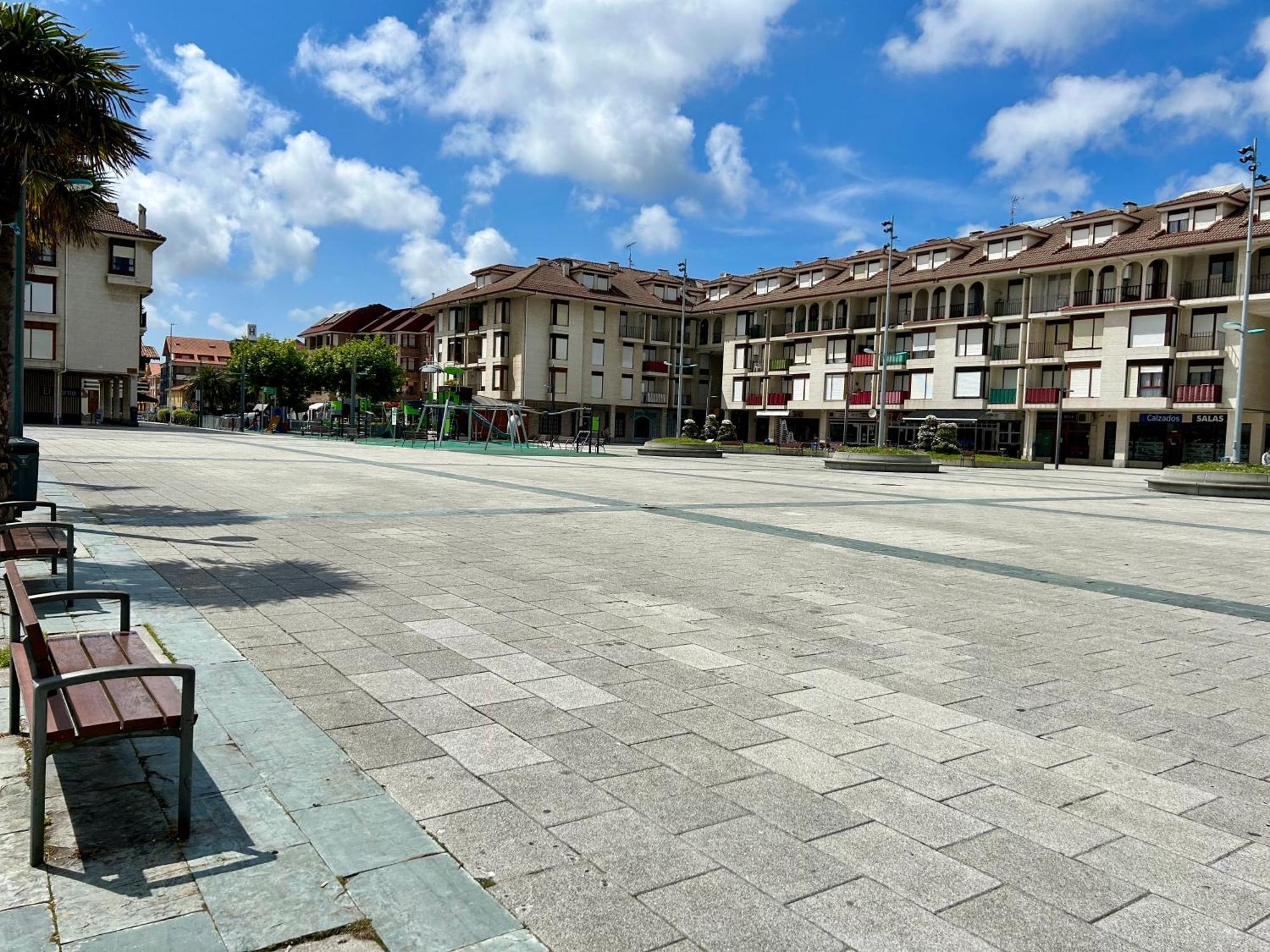 Apartamento Plaza De La Villa Playa Trengandin 노하 외부 사진